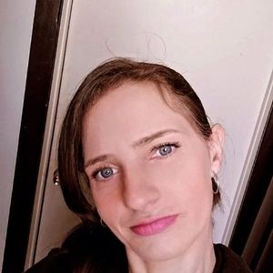 Meet your Posher, Joleen